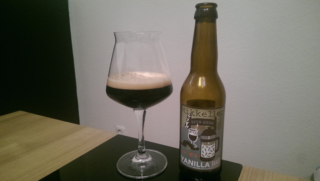 Mikkeller - Beer Geek Vanilla Shake im Glas, Foto: Johannes Meyer